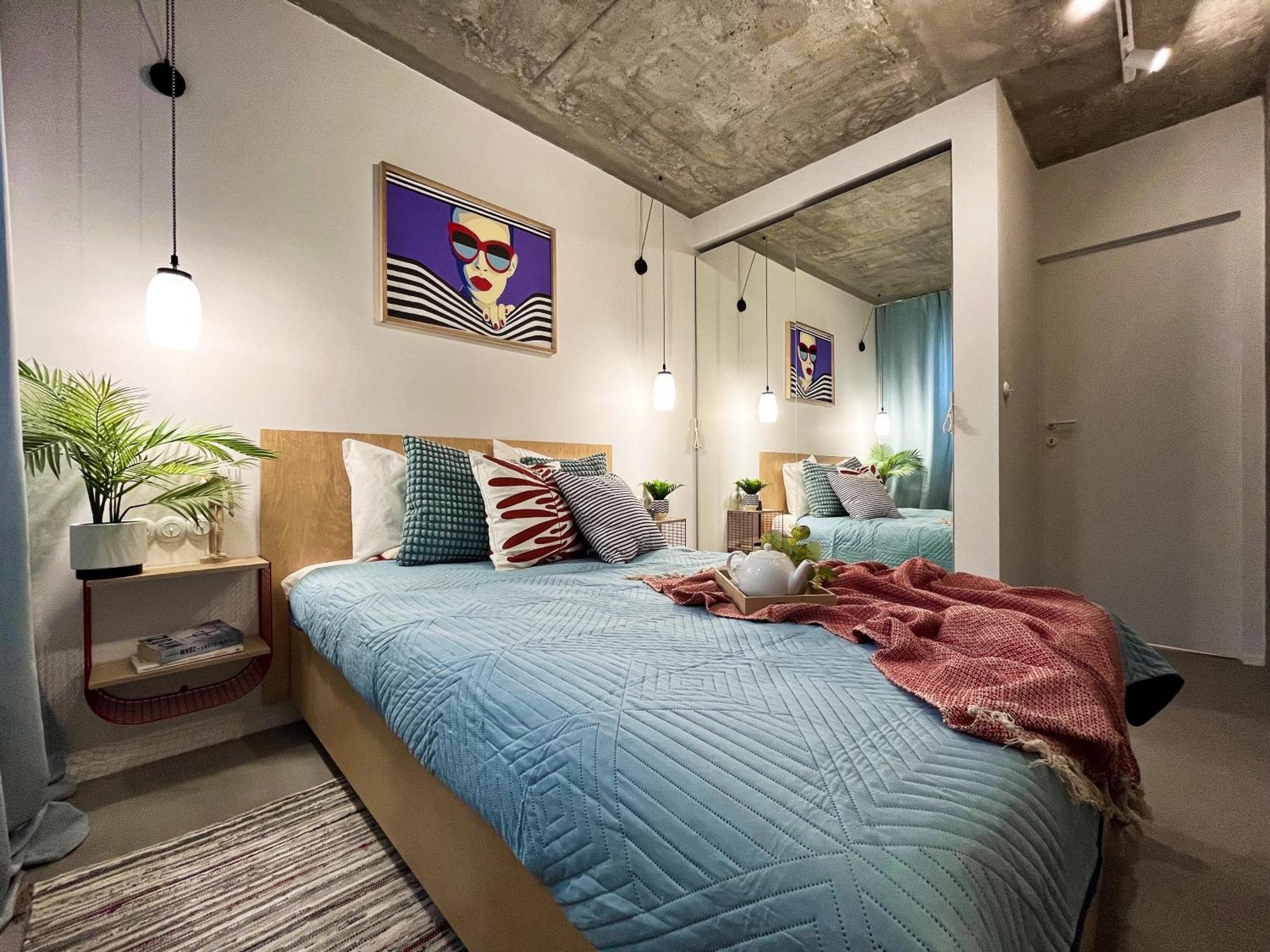 Funky Vibes Apart - Wyszynskiego 55 - Self Check-In 24H - Free Parking Вроцлав Экстерьер фото